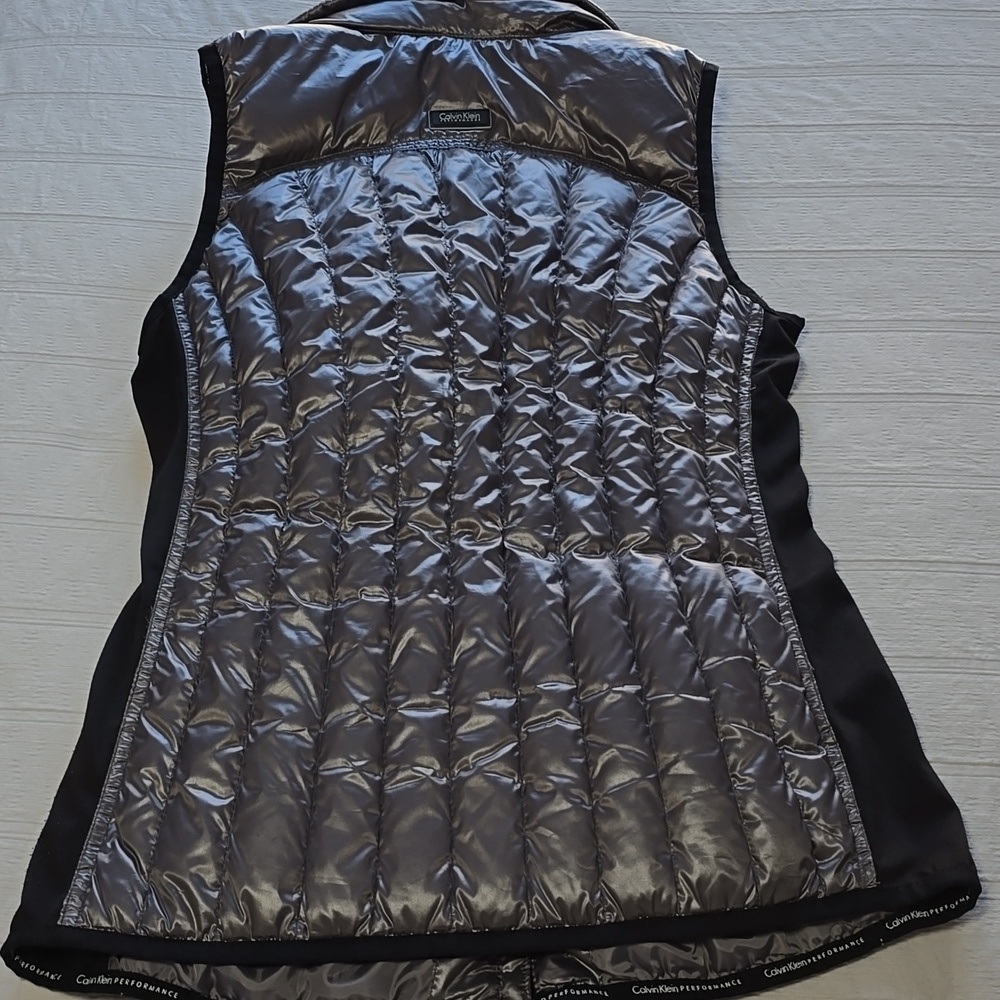 Calvin Klein Performance Asymmetrical Down Vest | Gunmetal Gray | Size XS - Picture 11 of 16